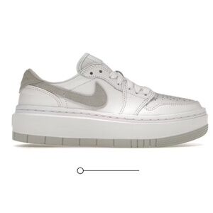 New in Box Nike Air Jordan 1 Elevate Low sneaker platform size 9 white grey gray